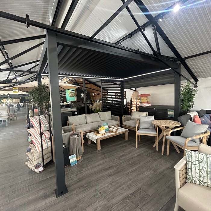 Ex Display Bracken Outdoors Eclipse 3m x 4m Grey Rectangular Motorised Aluminium Garden Pergola with Lights
