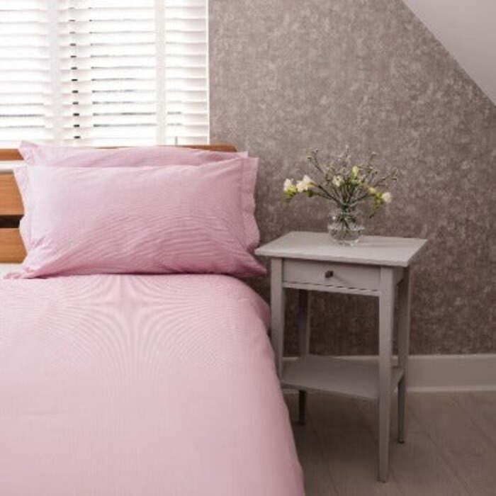 2.5 Tog Duvet 100% Cotton Pink & White Cover Set & Pillow