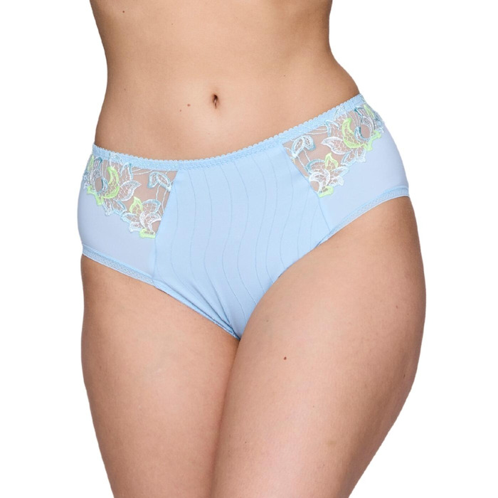 Prima Donna Deauville Full Brief