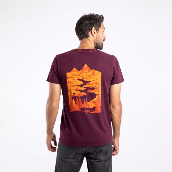 Weird Fish Mountain Valley Graphic T-shirt Aubergine M